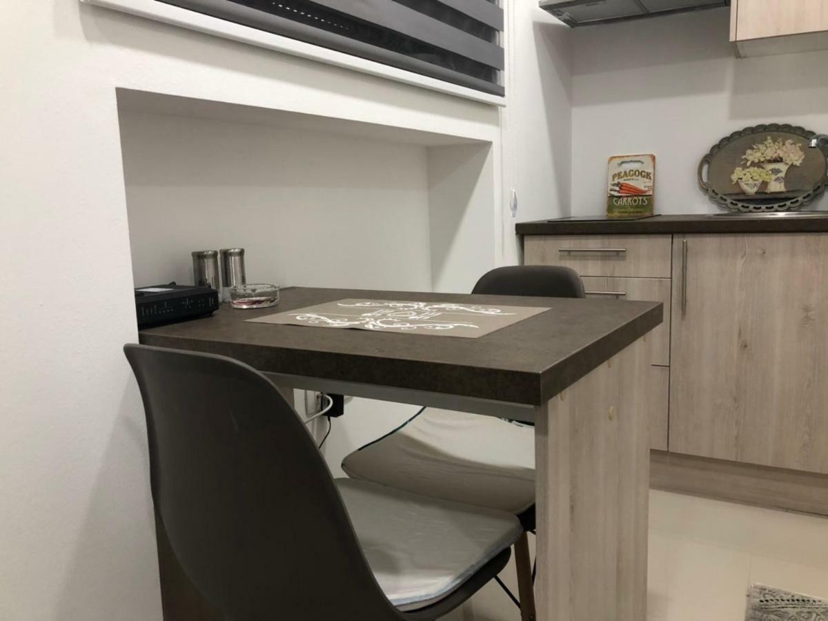 Studio Apartment In Old Town- With Parking Mostar Ngoại thất bức ảnh
